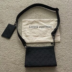 Louis Vuitton Gaston Wearable Wallet